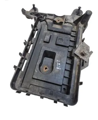 Battery tray