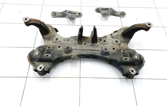 KIA Soul Front subframe