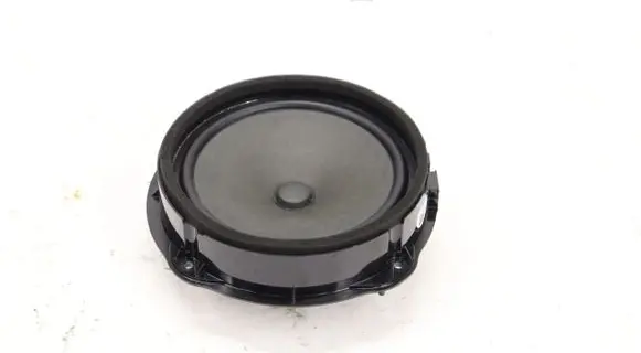 Audi Q2 - Front door speaker 8V0035415D