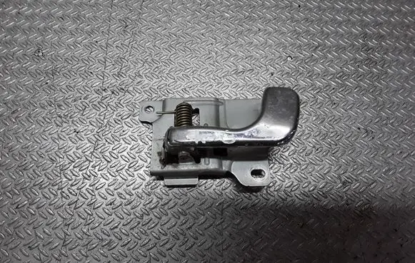 Mitsubishi Pajero Rear door interior handle