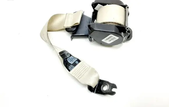 Volkswagen PASSAT B7 USA Rear seatbelt 561857805