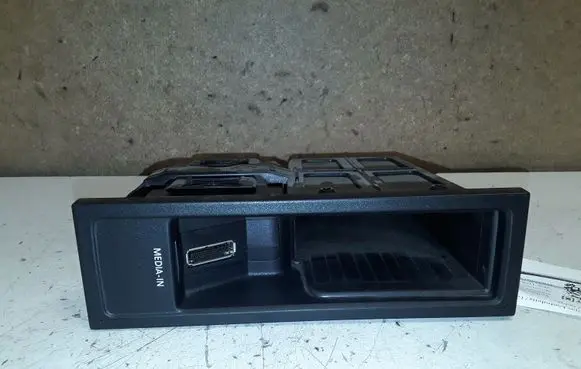 Volkswagen PASSAT B6 Head unit multimedia control 5N0035341B