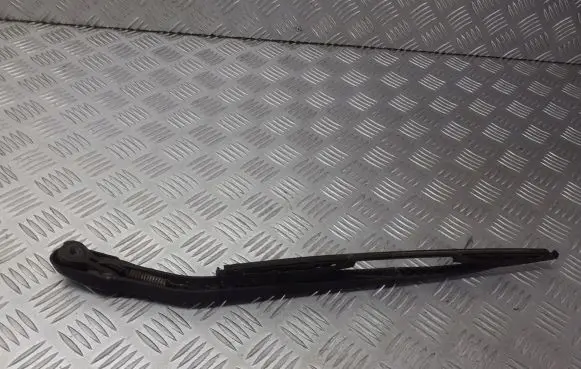 Fiat Punto (188) Rear wiper blade arm