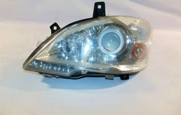 Mercedes-Benz Vito Viano W639 Headlight/headlamp A6398202861 A0008212561
