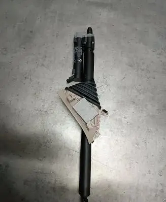 BMW 4 F36 Gran coupe Tailgate strut 7330627