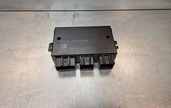 Volkswagen PASSAT B7 Tow bar trailer control unit/module 7N0907383 5DS01016161 31001002