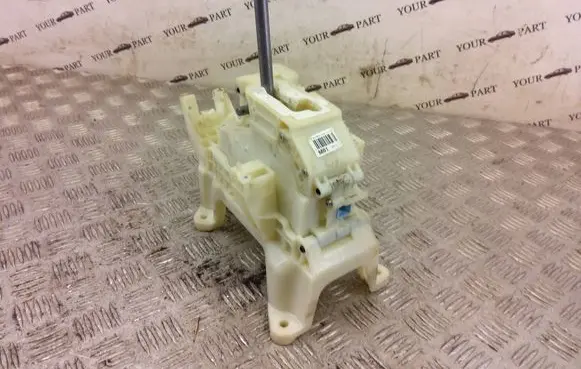 KIA Pro Cee'd III Gear shifter/selector 46700-M6810