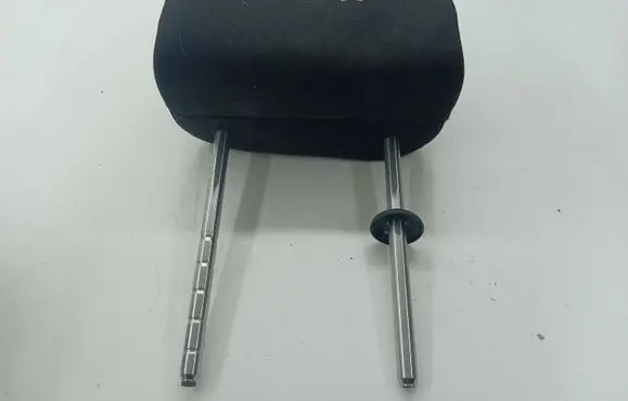 Volkswagen PASSAT B6 Front seat headrest 