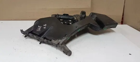 Volvo V40 Rear bumper mounting bracket 31395103