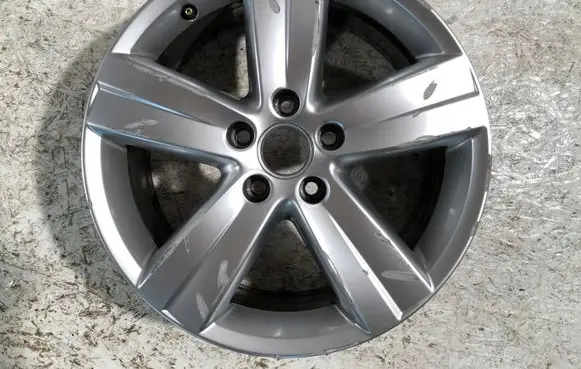 R17 alloy rim