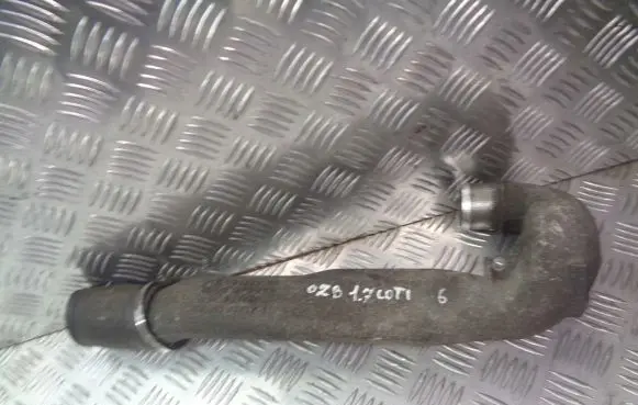 Opel Zafira B Intercooler hose/pipe 55353825