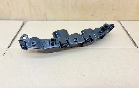 Dacia Duster II Front bumper mounting bracket 622221036R 00491826 91120241051