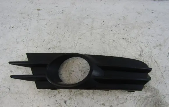 Volkswagen Scirocco Front fog light trim/grill 1K8853666C