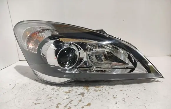 KIA Ceed Headlight/headlamp KAU052