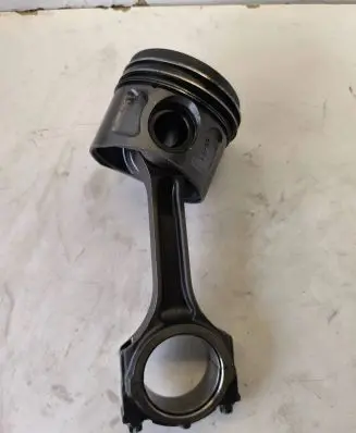 Peugeot Boxer Piston with connecting rod 72702