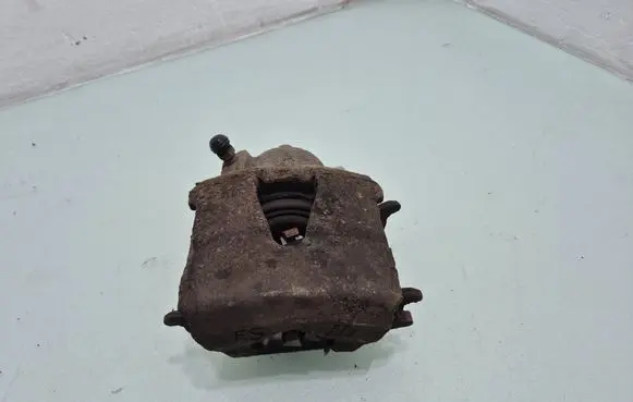 Seat Leon (1P) Front brake caliper