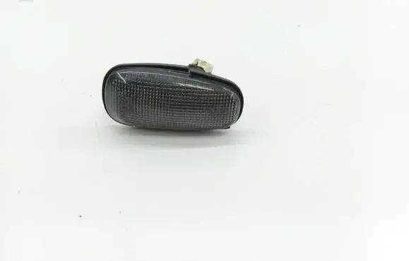 Chrysler Voyager Front fender indicator light E130567
