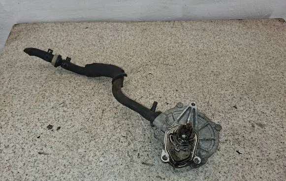 KIA Carens III Vacuum pump 288102A500 14D250028R1