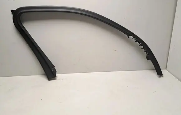 BMW X7 G07 Front door glass trim molding 7445511