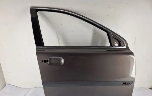 Volvo XC90 Front door 