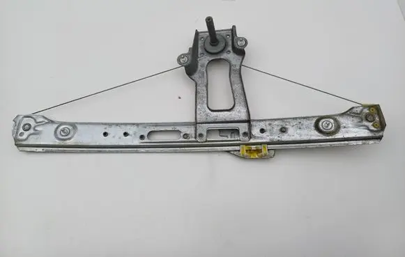 BMW 3 E46 Rear door manual window regulator 7011205