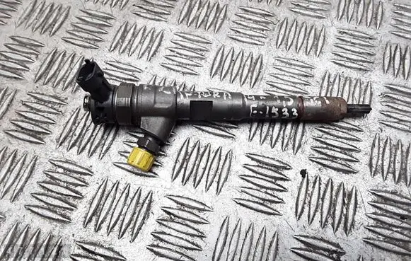 Fuel injector