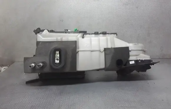 Volvo V70 Interior heater climate box assembly P30643729