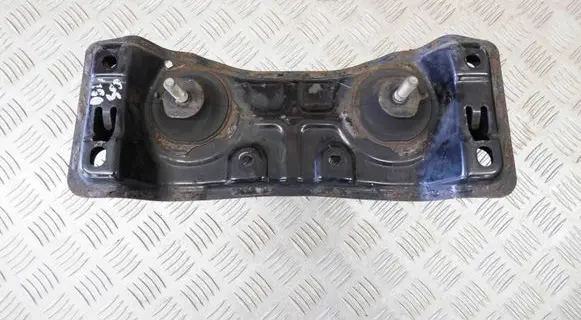 Lexus GS 300 350 430 450H Gearbox mount 1238031041 1238031040