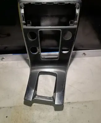 Volvo V60 Center console 8632432 M212