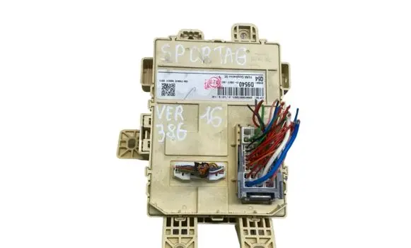 Ford Kuga II Fuse module 91950D9540