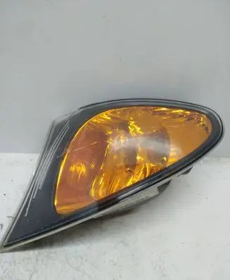 BMW 3 E46 Front indicator light 6910979 388701