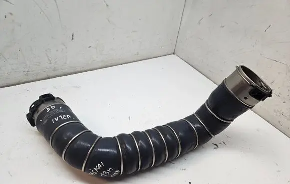 Intercooler hose/pipe