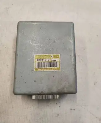 Mitsubishi Pajero Gearbox control unit/module MR196699