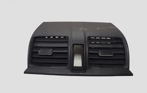 Honda CR-V Dash center air vent grill 77610