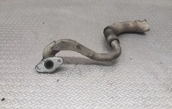Toyota Verso Turbo turbocharger oiling pipe/hose
