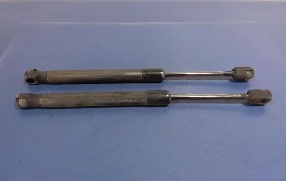 Peugeot 407 Shock absorber/damper mounting bracket 9656593180