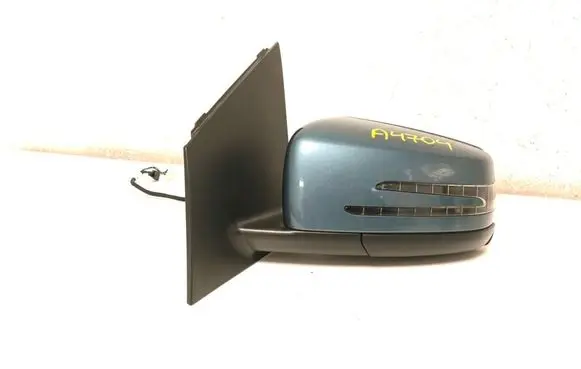 Mercedes-Benz B W246 W242 Front door electric wing mirror A2468101719