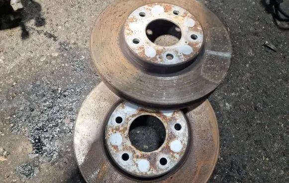 Nissan X-Trail T30 Front brake disc