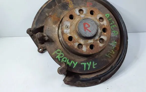 Seat Altea XL Rear wheel hub