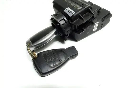 Mercedes-Benz Sprinter W906 Ignition lock A9069003403 0035641671806