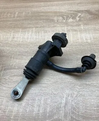 Skoda Superb B5 (3U) Clutch master cylinder 8E1721401AK