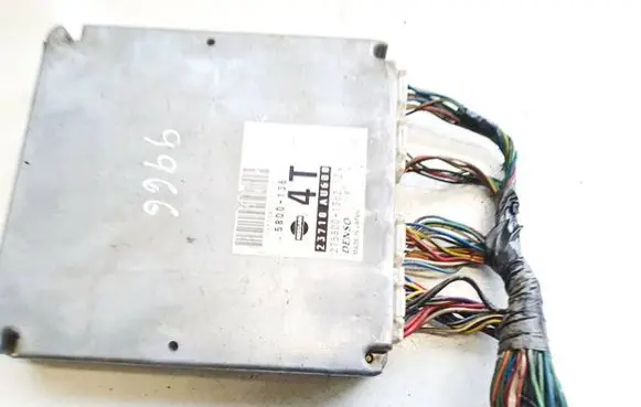 Nissan Primera Engine control unit/module 5800136