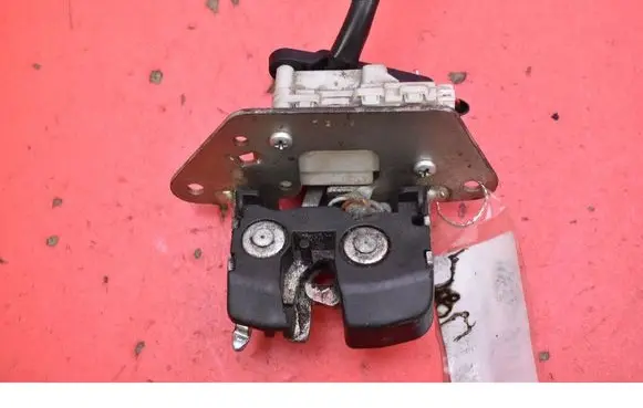 Citroen Nemo Tailgate/trunk/boot lock/catch/latch 