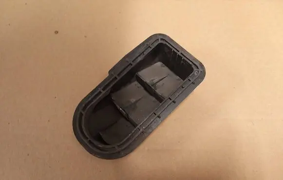 Toyota Yaris Quarter panel pressure vent 629300D010