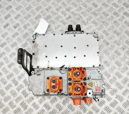 Porsche Taycan 9J1 Voltage converter inverter 9J1915539DG