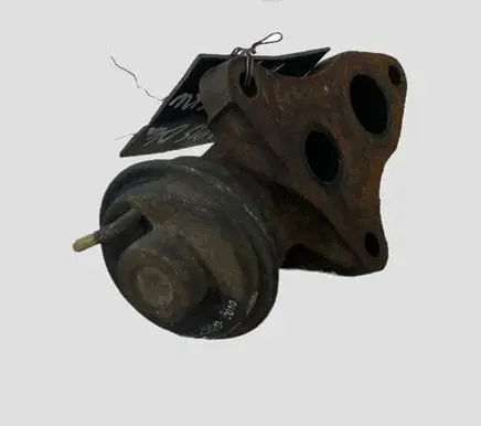 Toyota Yaris EGR valve 2562033010