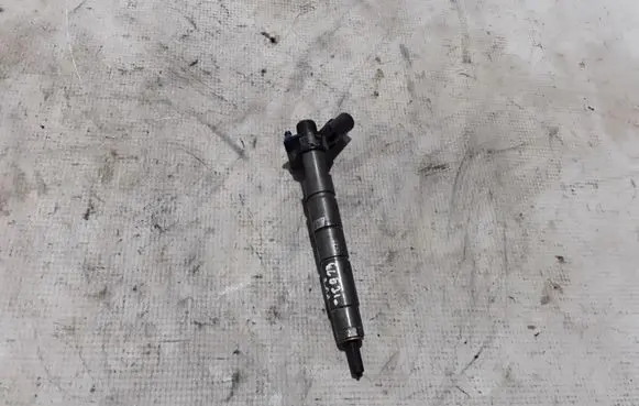 Mercedes-Benz GLE W167 Fuel injector A6540700187