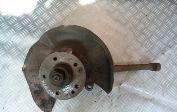Mercedes-Benz C W202 Front wheel hub spindle knuckle