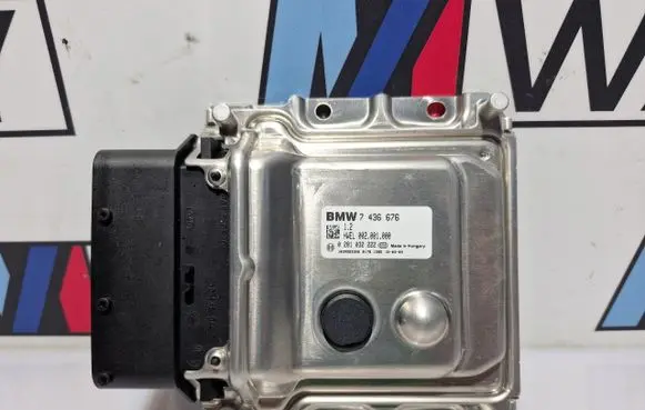 BMW X5 F15 Reducing agents exhaust control unit 7436676