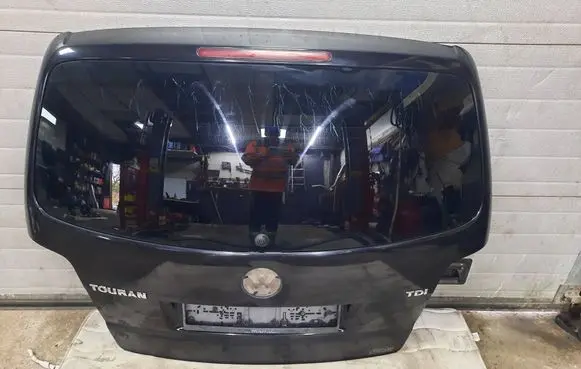 Volkswagen Touran I Truck tailgate 